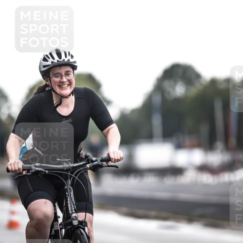 16.08.2026 - KN Förde Triathlon 2026 H.Heesch http://msf.ph/oto/9974209 16.08.2026 10:21:25 Radfahren  meine-sportfotos.de