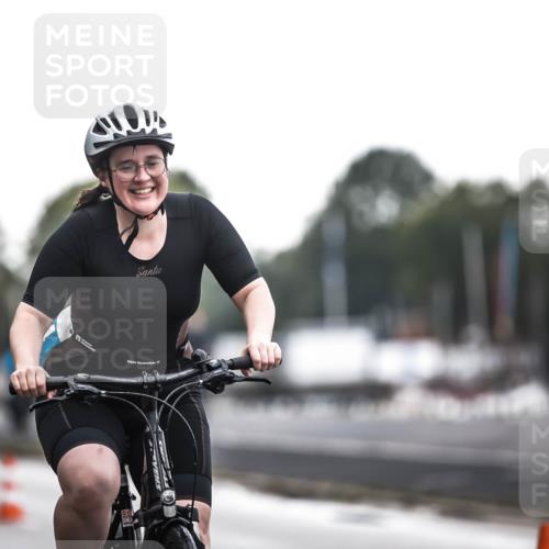 16.08.2026 - KN Förde Triathlon 2026 H.Heesch http://msf.ph/oto/9974210 16.08.2026 10:21:25 Radfahren  meine-sportfotos.de