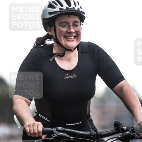 16.08.2026 - KN Förde Triathlon 2026 H.Heesch http://msf.ph/oto/9974224 16.08.2026 10:21:25 Radfahren  meine-sportfotos.de