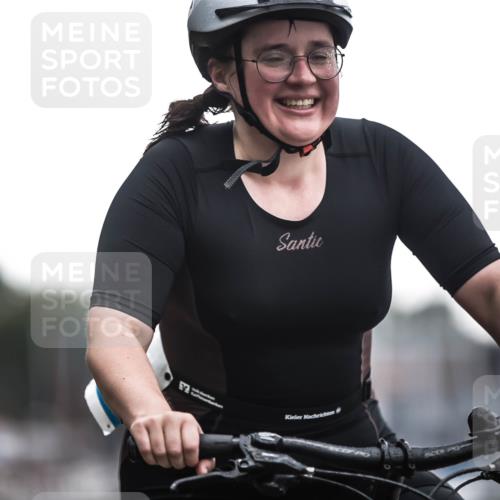 16.08.2026 - KN Förde Triathlon 2026 H.Heesch http://msf.ph/oto/9974225 16.08.2026 10:21:26 Radfahren  meine-sportfotos.de