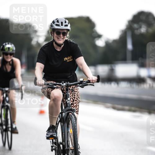 16.08.2026 - KN Förde Triathlon 2026 H.Heesch http://msf.ph/oto/9974239 16.08.2026 10:22:11 Radfahren  meine-sportfotos.de