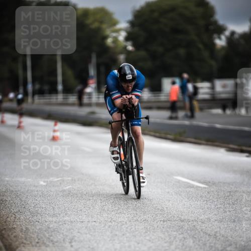 16.08.2026 - KN Förde Triathlon 2026 H.Heesch http://msf.ph/oto/9974298 16.08.2026 10:59:44 Radfahren 307, 318 meine-sportfotos.de