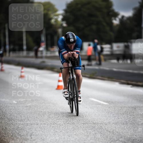 16.08.2026 - KN Förde Triathlon 2026 H.Heesch http://msf.ph/oto/9974301 16.08.2026 10:59:44 Radfahren 307, 318 meine-sportfotos.de