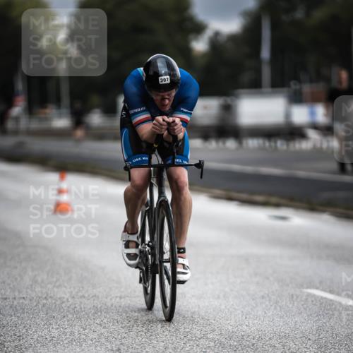 16.08.2026 - KN Förde Triathlon 2026 H.Heesch http://msf.ph/oto/9974309 16.08.2026 10:59:45 Radfahren 307, 318 meine-sportfotos.de