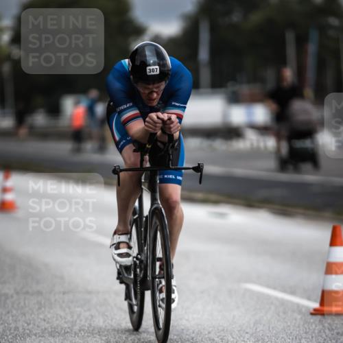 16.08.2026 - KN Förde Triathlon 2026 H.Heesch http://msf.ph/oto/9974313 16.08.2026 10:59:45 Radfahren 307, 318 meine-sportfotos.de