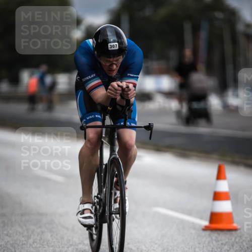 16.08.2026 - KN Förde Triathlon 2026 H.Heesch http://msf.ph/oto/9974315 16.08.2026 10:59:45 Radfahren 307, 318 meine-sportfotos.de