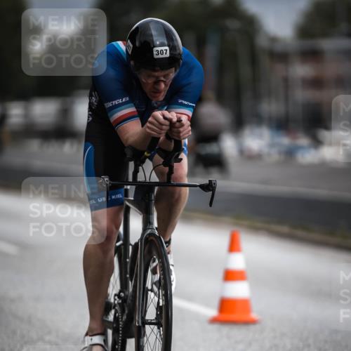 16.08.2026 - KN Förde Triathlon 2026 H.Heesch http://msf.ph/oto/9974318 16.08.2026 10:59:45 Radfahren 307, 318 meine-sportfotos.de