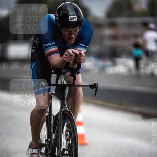 16.08.2026 - KN Förde Triathlon 2026 H.Heesch http://msf.ph/oto/9974320 16.08.2026 10:59:45 Radfahren 307, 318 meine-sportfotos.de