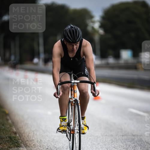 16.08.2026 - KN Förde Triathlon 2026 H.Heesch http://msf.ph/oto/9974324 16.08.2026 11:00:28 Radfahren 301, 317 meine-sportfotos.de