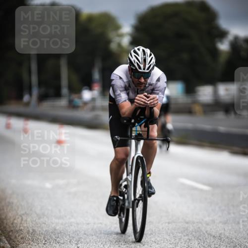 16.08.2026 - KN Förde Triathlon 2026 H.Heesch http://msf.ph/oto/9974334 16.08.2026 11:00:38 Radfahren 302 meine-sportfotos.de