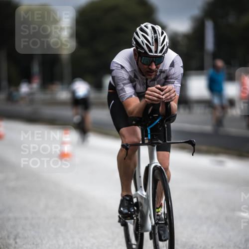 16.08.2026 - KN Förde Triathlon 2026 H.Heesch http://msf.ph/oto/9974341 16.08.2026 11:00:38 Radfahren 302 meine-sportfotos.de