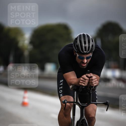 16.08.2026 - KN Förde Triathlon 2026 H.Heesch http://msf.ph/oto/9974350 16.08.2026 11:00:47 Radfahren 221, 308, 312 meine-sportfotos.de