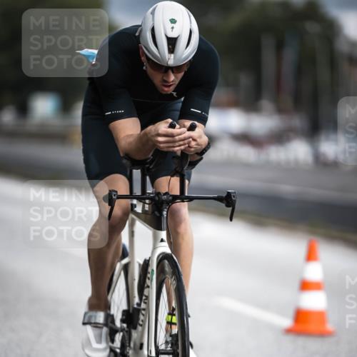 16.08.2026 - KN Förde Triathlon 2026 H.Heesch http://msf.ph/oto/9974366 16.08.2026 11:00:55 Radfahren 304 meine-sportfotos.de