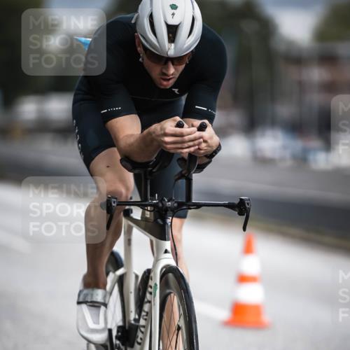 16.08.2026 - KN Förde Triathlon 2026 H.Heesch http://msf.ph/oto/9974368 16.08.2026 11:00:55 Radfahren 304 meine-sportfotos.de