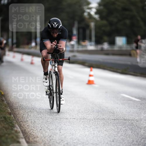 16.08.2026 - KN Förde Triathlon 2026 H.Heesch http://msf.ph/oto/9974415 16.08.2026 11:01:44 Radfahren 310, 311 meine-sportfotos.de