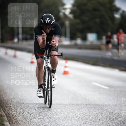16.08.2026 - KN Förde Triathlon 2026 H.Heesch http://msf.ph/oto/9974420 16.08.2026 11:01:44 Radfahren 310, 311 meine-sportfotos.de