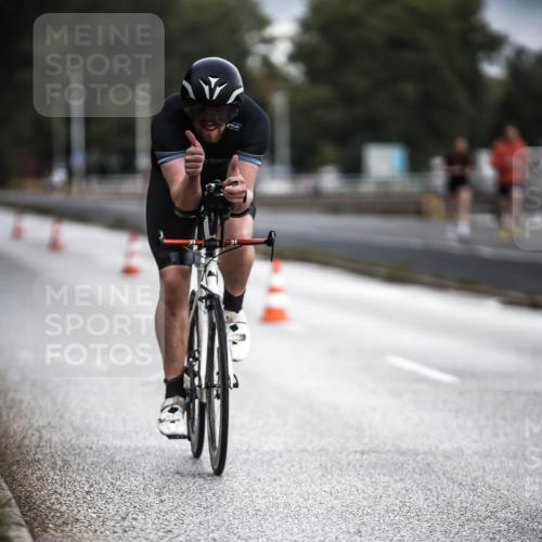 16.08.2026 - KN Förde Triathlon 2026 H.Heesch http://msf.ph/oto/9974421 16.08.2026 11:01:44 Radfahren 310, 311 meine-sportfotos.de