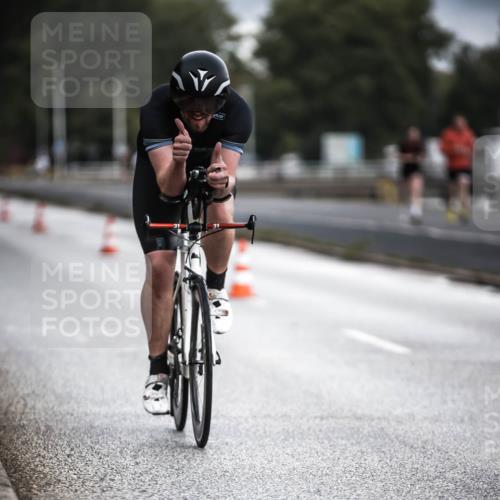 16.08.2026 - KN Förde Triathlon 2026 H.Heesch http://msf.ph/oto/9974422 16.08.2026 11:01:44 Radfahren 310, 311 meine-sportfotos.de