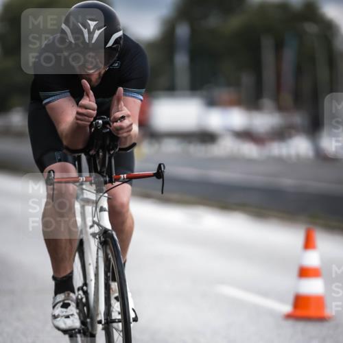 16.08.2026 - KN Förde Triathlon 2026 H.Heesch http://msf.ph/oto/9974433 16.08.2026 11:01:45 Radfahren 305, 310, 311 meine-sportfotos.de