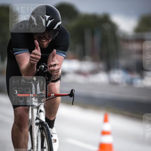 16.08.2026 - KN Förde Triathlon 2026 H.Heesch http://msf.ph/oto/9974436 16.08.2026 11:01:45 Radfahren 305, 310, 311 meine-sportfotos.de