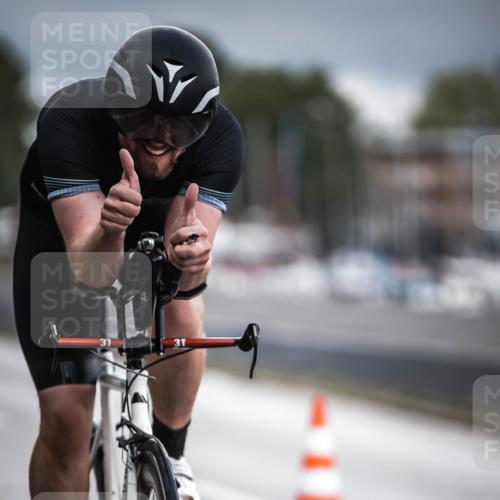 16.08.2026 - KN Förde Triathlon 2026 H.Heesch http://msf.ph/oto/9974437 16.08.2026 11:01:45 Radfahren 305, 310, 311 meine-sportfotos.de