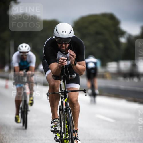 16.08.2026 - KN Förde Triathlon 2026 H.Heesch http://msf.ph/oto/9974468 16.08.2026 11:01:52 Radfahren 305, 309, 313, 318 meine-sportfotos.de