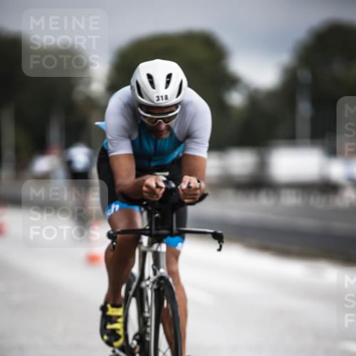 16.08.2026 - KN Förde Triathlon 2026 H.Heesch http://msf.ph/oto/9974476 16.08.2026 11:01:53 Radfahren 305, 309, 313, 318 meine-sportfotos.de