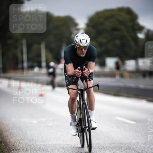 16.08.2026 - KN Förde Triathlon 2026 H.Heesch http://msf.ph/oto/9974496 16.08.2026 11:02:16 Radfahren 314, 327, 441 meine-sportfotos.de