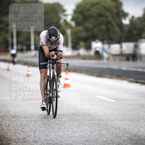 16.08.2026 - KN Förde Triathlon 2026 H.Heesch http://msf.ph/oto/9974542 16.08.2026 11:02:39 Radfahren 317, 324, 336 meine-sportfotos.de