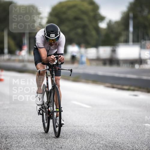 16.08.2026 - KN Förde Triathlon 2026 H.Heesch http://msf.ph/oto/9974548 16.08.2026 11:02:40 Radfahren 317, 324, 336 meine-sportfotos.de