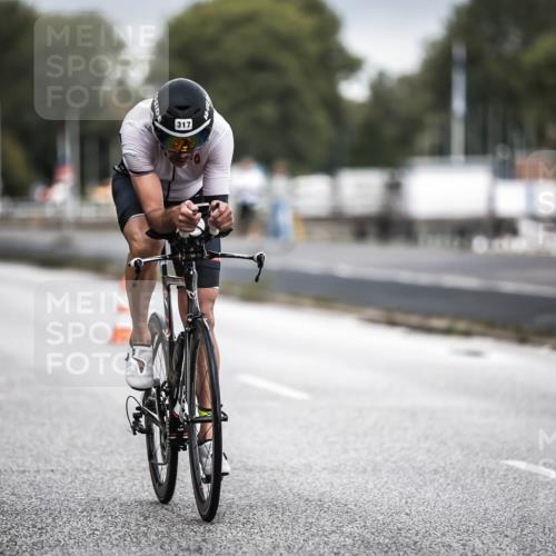 16.08.2026 - KN Förde Triathlon 2026 H.Heesch http://msf.ph/oto/9974549 16.08.2026 11:02:40 Radfahren 317, 324, 336 meine-sportfotos.de