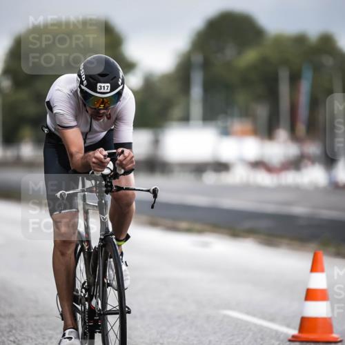 16.08.2026 - KN Förde Triathlon 2026 H.Heesch http://msf.ph/oto/9974554 16.08.2026 11:02:40 Radfahren 317, 324, 336 meine-sportfotos.de