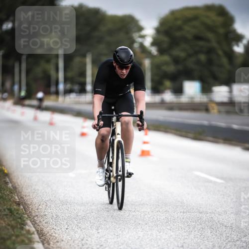 16.08.2026 - KN Förde Triathlon 2026 H.Heesch http://msf.ph/oto/9974575 16.08.2026 11:02:57 Radfahren 221, 312, 337, 341, 373 meine-sportfotos.de