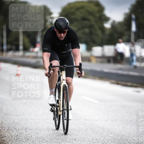 16.08.2026 - KN Förde Triathlon 2026 H.Heesch http://msf.ph/oto/9974582 16.08.2026 11:02:58 Radfahren 221, 312, 337, 341, 373 meine-sportfotos.de
