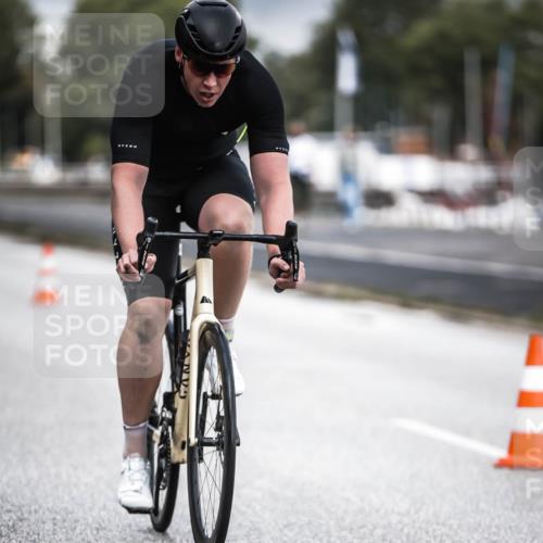 16.08.2026 - KN Förde Triathlon 2026 H.Heesch http://msf.ph/oto/9974588 16.08.2026 11:02:58 Radfahren 221, 312, 337, 341, 373 meine-sportfotos.de