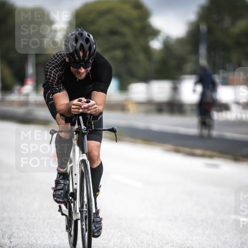 16.08.2026 - KN Förde Triathlon 2026 H.Heesch http://msf.ph/oto/9974597 16.08.2026 11:03:27 Radfahren 323 meine-sportfotos.de