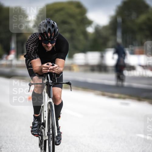 16.08.2026 - KN Förde Triathlon 2026 H.Heesch http://msf.ph/oto/9974598 16.08.2026 11:03:27 Radfahren 323 meine-sportfotos.de