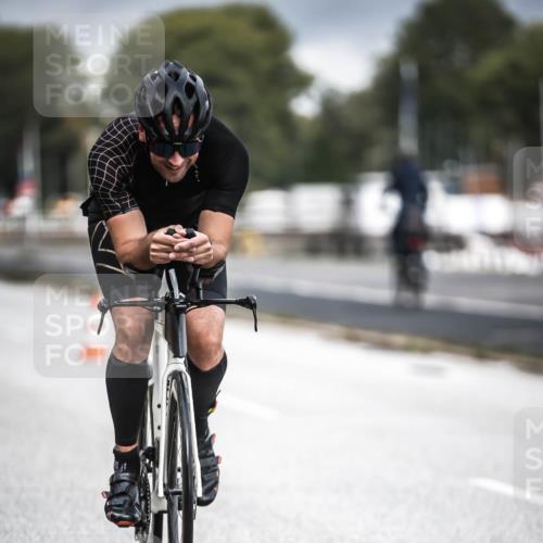 16.08.2026 - KN Förde Triathlon 2026 H.Heesch http://msf.ph/oto/9974599 16.08.2026 11:03:27 Radfahren 323 meine-sportfotos.de