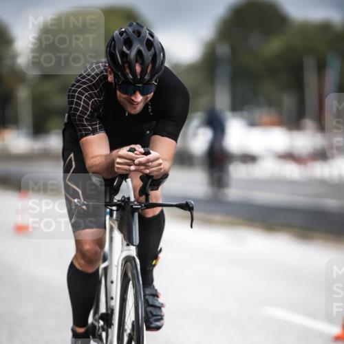 16.08.2026 - KN Förde Triathlon 2026 H.Heesch http://msf.ph/oto/9974603 16.08.2026 11:03:27 Radfahren 323 meine-sportfotos.de