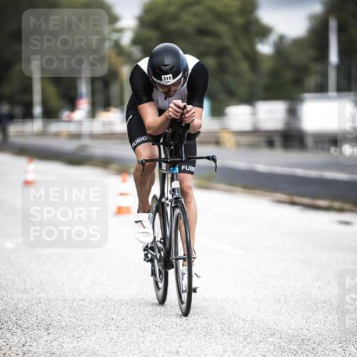 16.08.2026 - KN Förde Triathlon 2026 H.Heesch http://msf.ph/oto/9974614 16.08.2026 11:03:52 Radfahren 310 meine-sportfotos.de