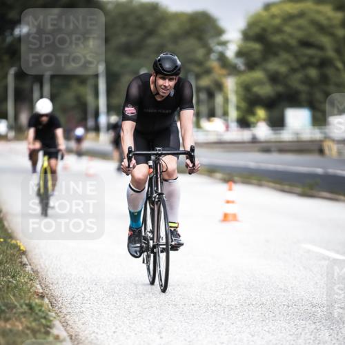 16.08.2026 - KN Förde Triathlon 2026 H.Heesch http://msf.ph/oto/9974657 16.08.2026 11:04:16 Radfahren 309, 329, 340 meine-sportfotos.de