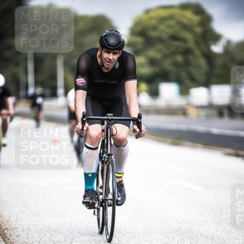 16.08.2026 - KN Förde Triathlon 2026 H.Heesch http://msf.ph/oto/9974665 16.08.2026 11:04:16 Radfahren 309, 329, 340 meine-sportfotos.de