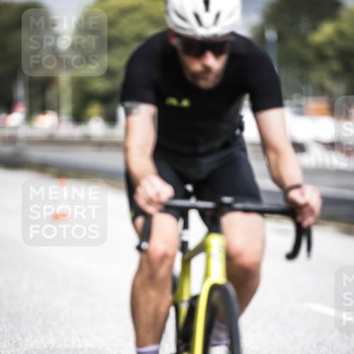 16.08.2026 - KN Förde Triathlon 2026 H.Heesch http://msf.ph/oto/9974692 16.08.2026 11:04:19 Radfahren 309, 329, 331, 340 meine-sportfotos.de
