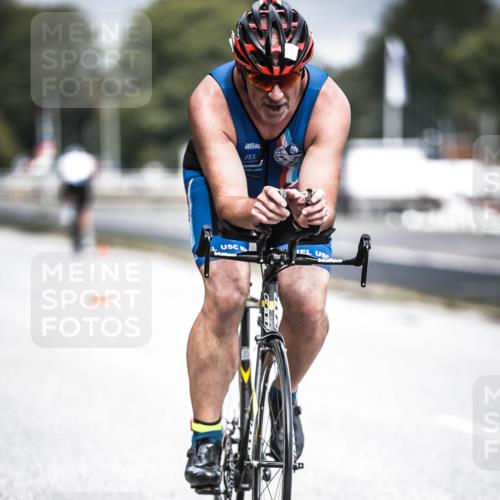 16.08.2026 - KN Förde Triathlon 2026 H.Heesch http://msf.ph/oto/9974706 16.08.2026 11:04:33 Radfahren 321, 327 meine-sportfotos.de