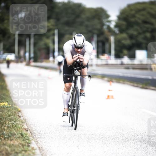 16.08.2026 - KN Förde Triathlon 2026 H.Heesch http://msf.ph/oto/9974708 16.08.2026 11:04:36 Radfahren 321 meine-sportfotos.de