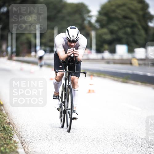 16.08.2026 - KN Förde Triathlon 2026 H.Heesch http://msf.ph/oto/9974712 16.08.2026 11:04:37 Radfahren 321 meine-sportfotos.de