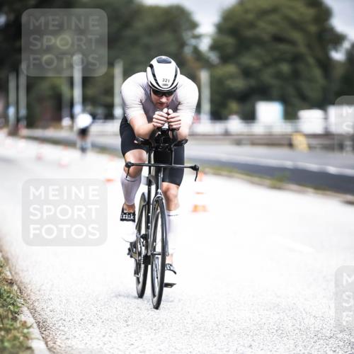 16.08.2026 - KN Förde Triathlon 2026 H.Heesch http://msf.ph/oto/9974713 16.08.2026 11:04:37 Radfahren 321 meine-sportfotos.de