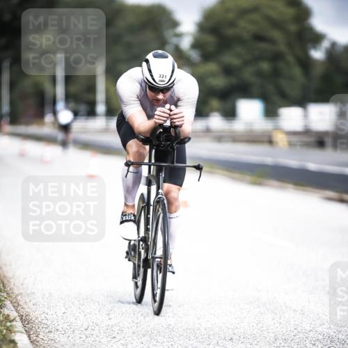 16.08.2026 - KN Förde Triathlon 2026 H.Heesch http://msf.ph/oto/9974715 16.08.2026 11:04:37 Radfahren 321 meine-sportfotos.de