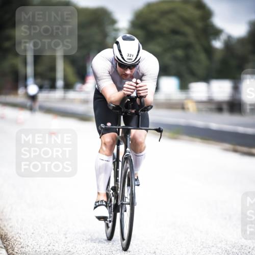 16.08.2026 - KN Förde Triathlon 2026 H.Heesch http://msf.ph/oto/9974718 16.08.2026 11:04:37 Radfahren 321 meine-sportfotos.de