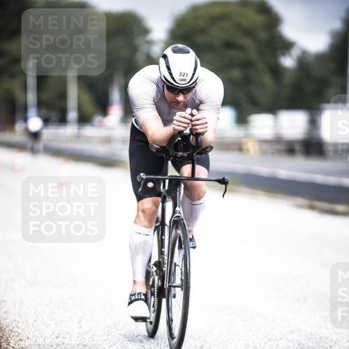 16.08.2026 - KN Förde Triathlon 2026 H.Heesch http://msf.ph/oto/9974719 16.08.2026 11:04:37 Radfahren 321 meine-sportfotos.de